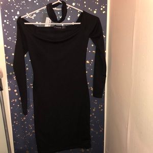 PrettyLittleThing Off shoulder Bodycon Dress